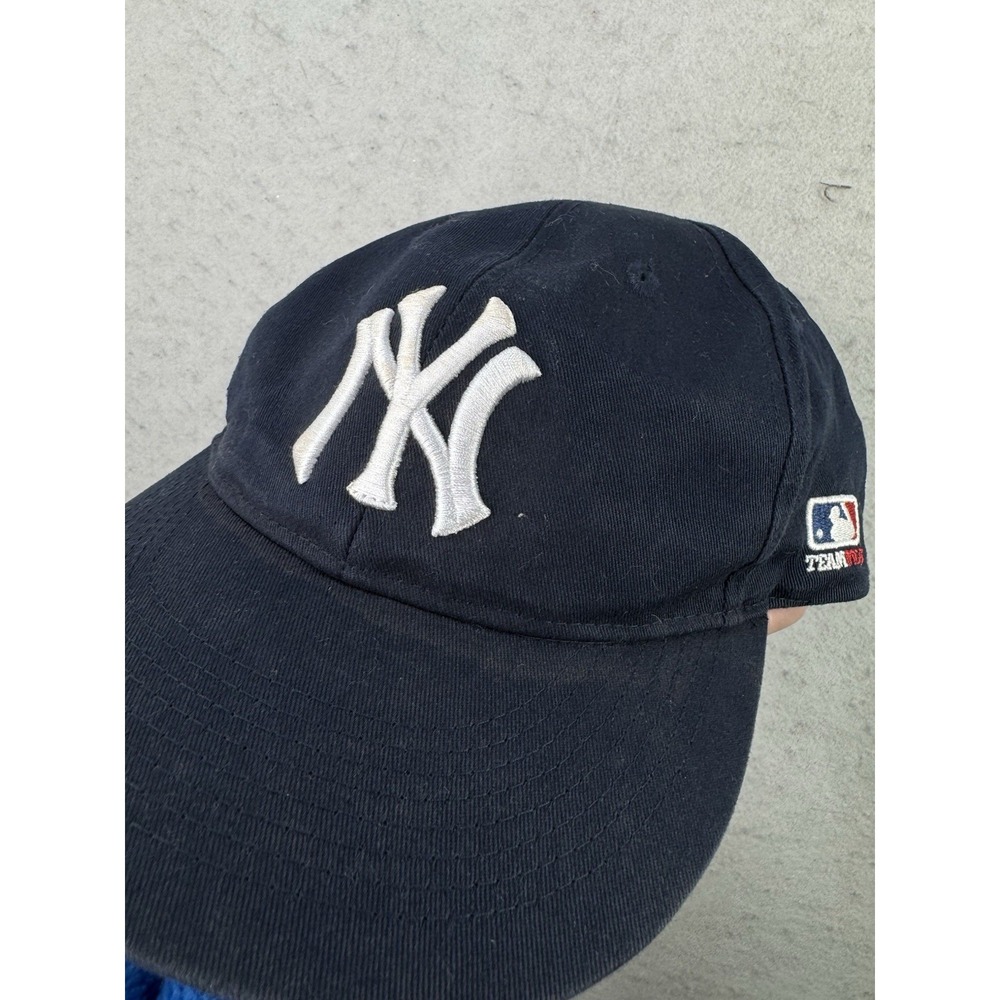 New Era New York Yankees Baseball Hat Youth OSFM Blue Strapback MLB Sportswear